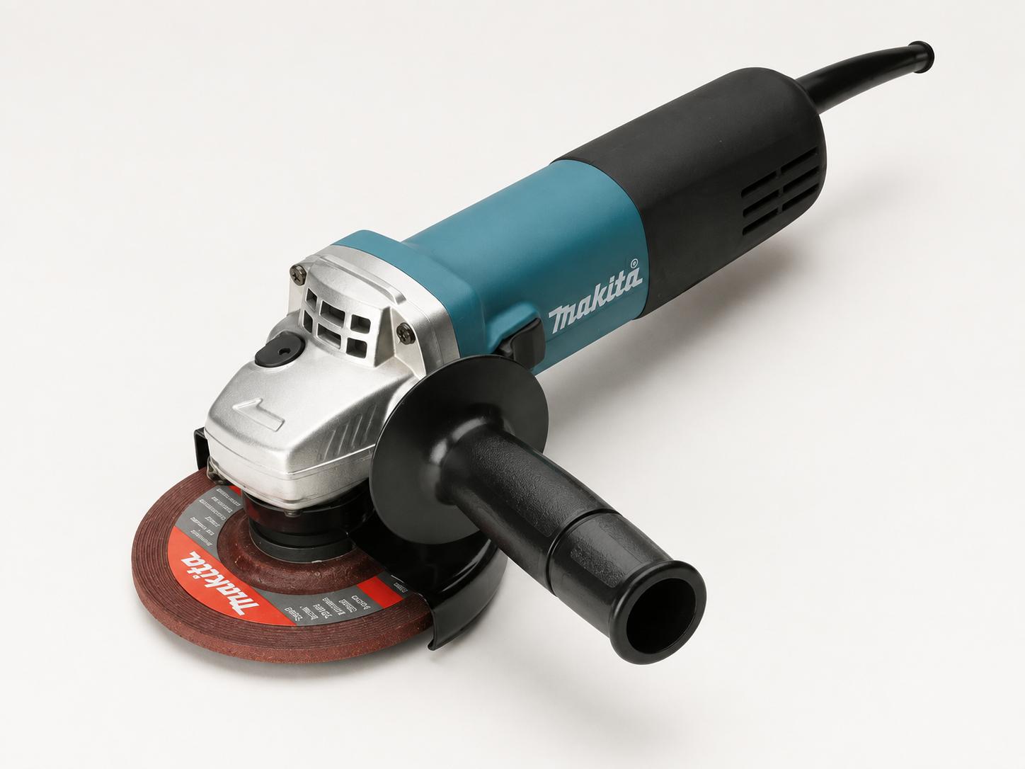 MAKITA 9558HNR