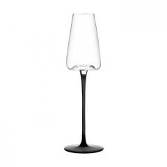 Бокал стеклянный для шампанского Magistro «Амьен», 240 мл, длина ножки 15,1 см, чёрн