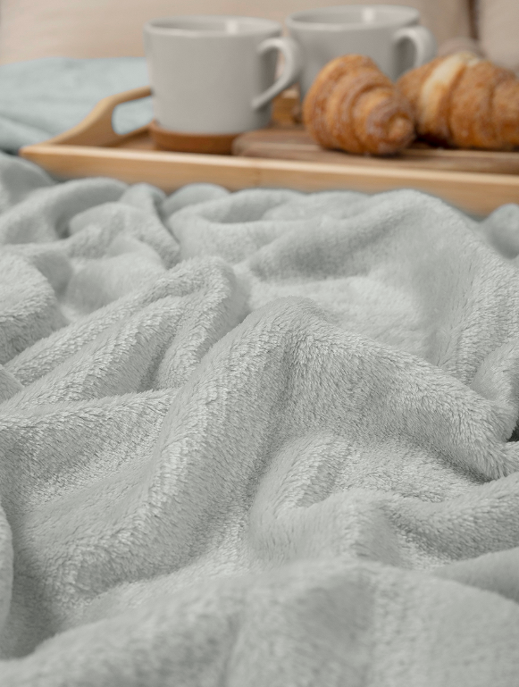 Плед фланель однотонный скрутка TF FNP GY9 037/1820 NC 180*200 см в строительных магазинах СтройГрад