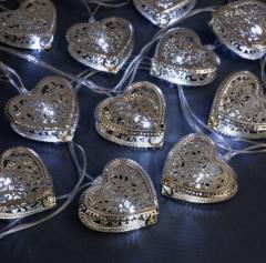 Гирлянда «Нить» 4 м с насадками «Сердечко», IP20, прозрачная нить, 20 LED, свечение белое, 8 реж. 22 в строительных магазинах СтройГрад