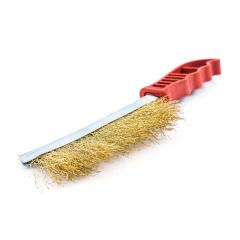 Корщетка металилическая загнутая(латунированная) 240 мм, с пластиковой ручкой