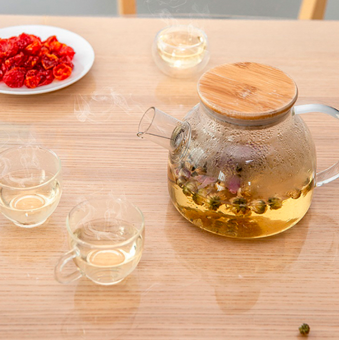 Скатерть ˮГибкое стеклоˮ 1мм., р-р 80х80 см в строительных магазинах СтройГрад