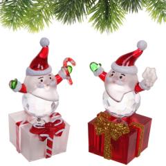 Фигурка с подсветкой ˮДед Мороз на подаркеˮ 9 см, микс в строительных магазинах СтройГрад