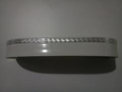 Карниз МОДЕРН с поворотами 3-х рядный 3,0м белое золото в строительных магазинах СтройГрад