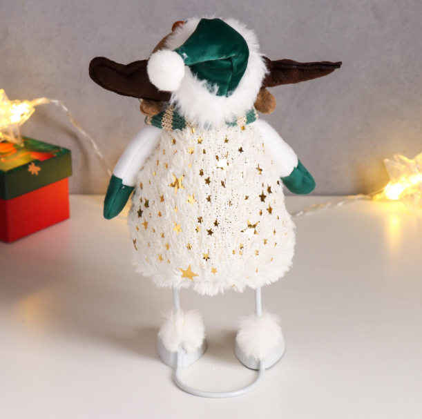 Кукла интерьерная текстильная «Лосик в зелёном колпаке, и белом наряде с золотыми узор.», 30×10×14 с в строительных магазинах СтройГрад