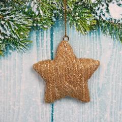 Украшение новогоднее подвесное ˮВязаная звёздочкаˮ 5,5 см, шампань в строительных магазинах СтройГрад