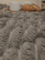 Плед фланель крупный рубчик 200*220 см 94646 бежевый в строительных магазинах СтройГрад